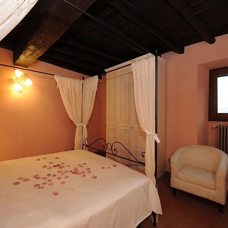 La Scaletta Holiday House براتشيانو الغرفة الصورة