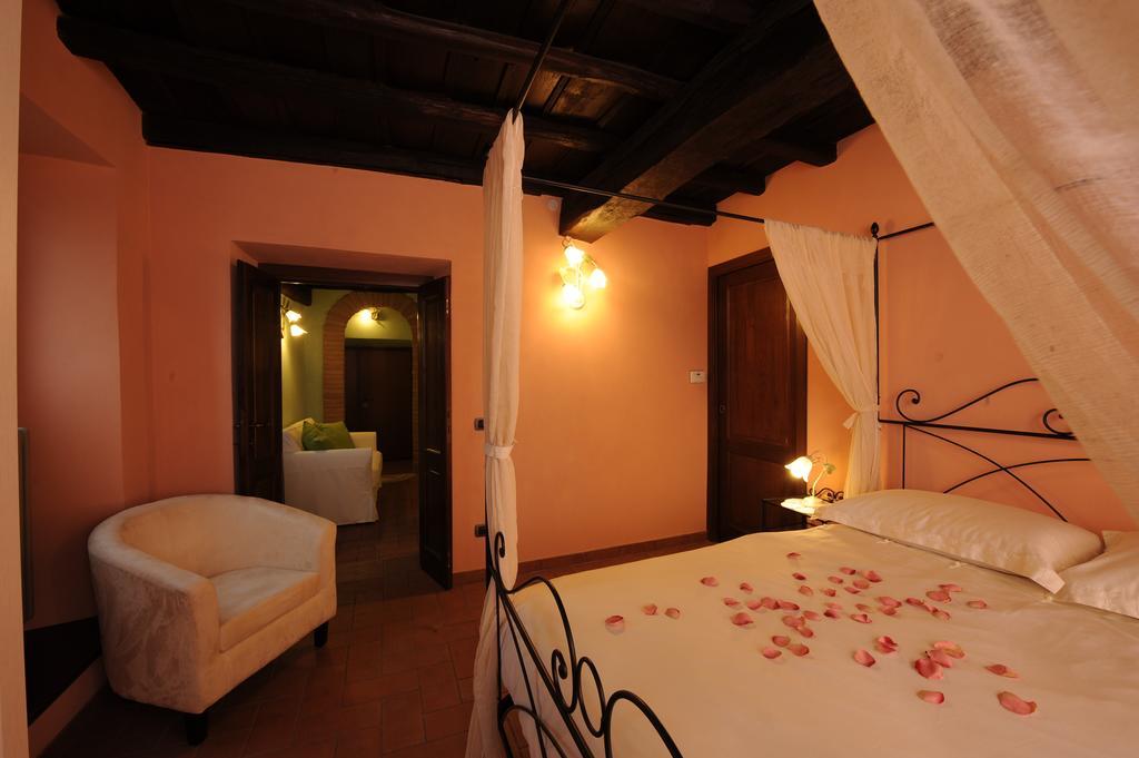 La Scaletta Holiday House براتشيانو الغرفة الصورة